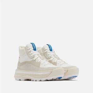 SOREL Women's Out N' About 503 Mid Sneaker Boots